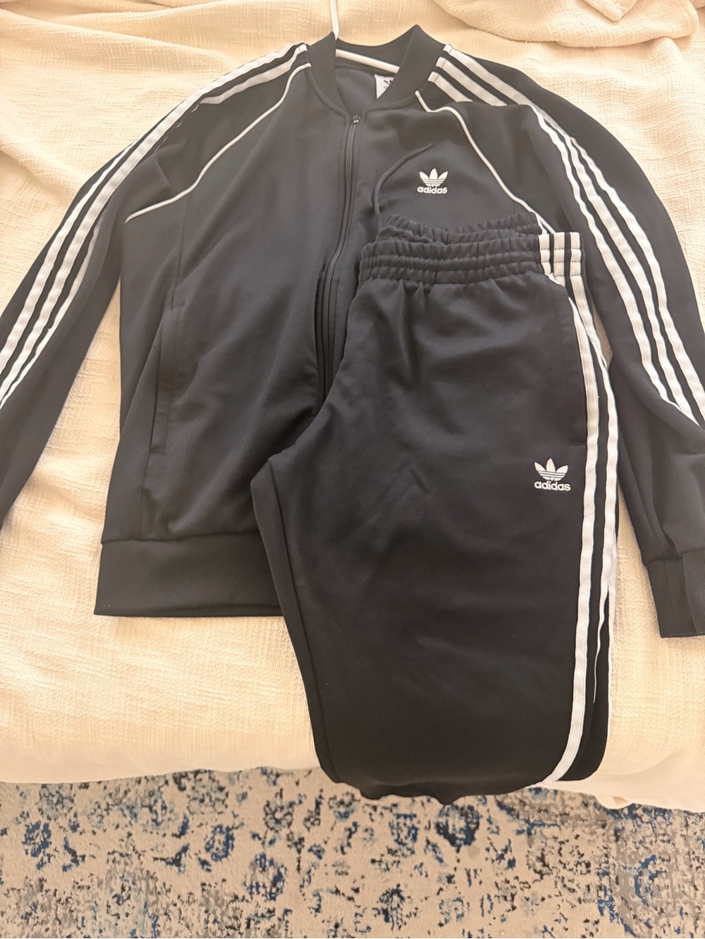 Adidas originals men’s track suit black XL